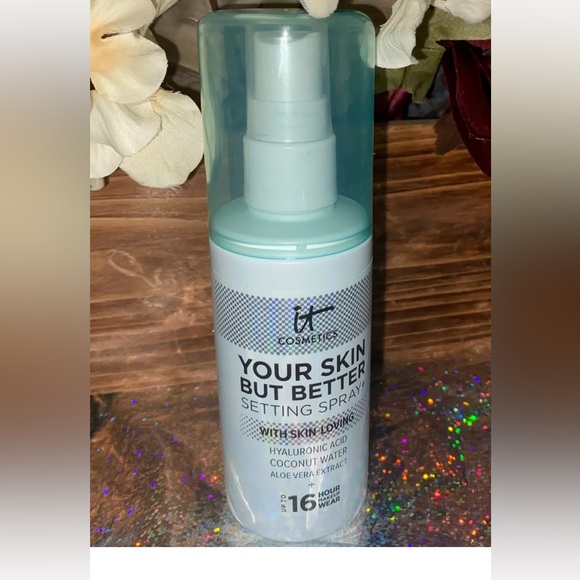 it Cosmetics Your Skin But Better Makeup Setting Spray+ With Skin-Loving 3.4 oz. - Picture 1 of 3